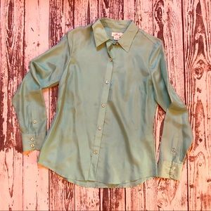 Vineyard Vines Women’s Silk Aqua Button Down
